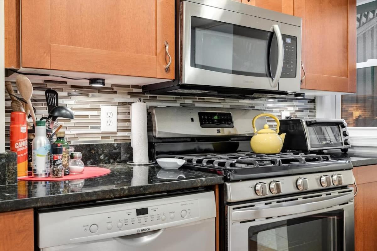 Entire 1-Br Apt In Noma Eckington Washington Exterior photo